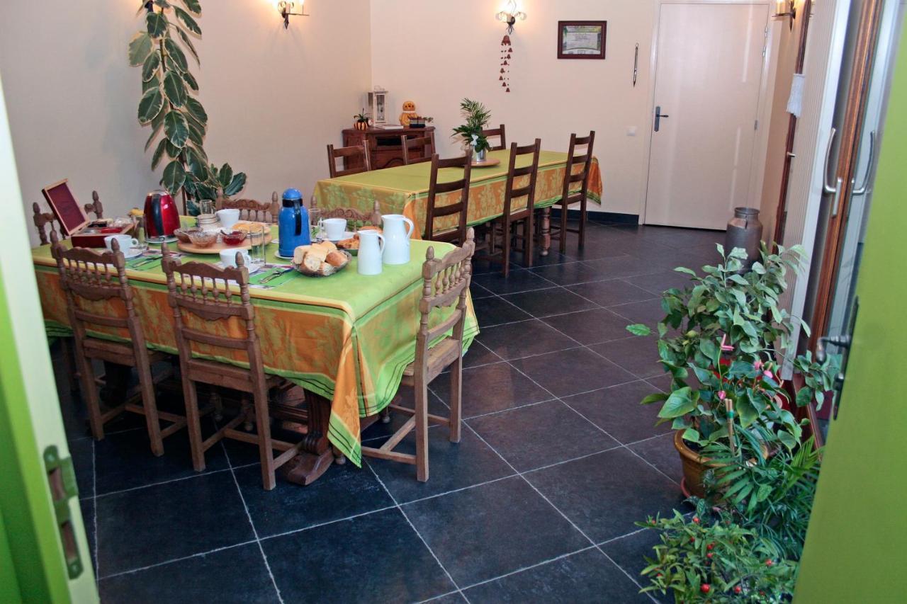 Ferme Brocart Bed and Breakfast Bouvines Eksteriør billede